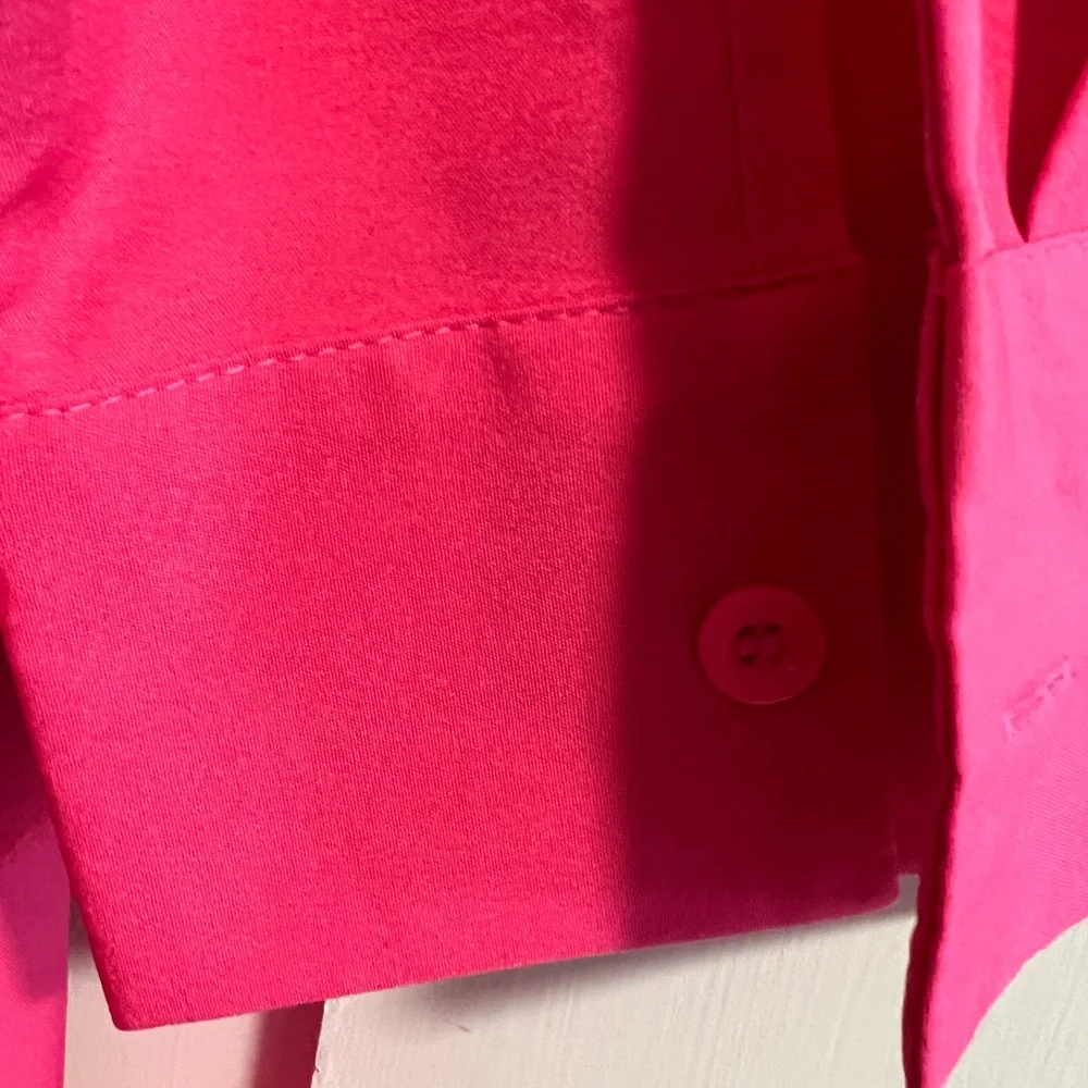 Women’s long sleeve button down pink dress. - Picture 5 of 6